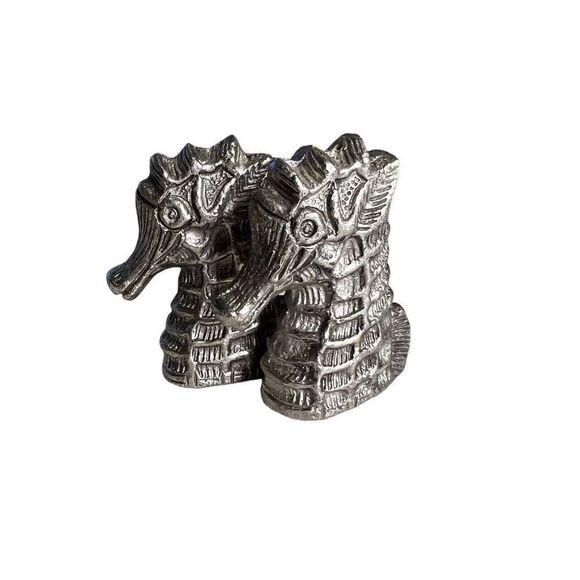 Vintage Pewter Seahorses Pair of Salt and Pepper Shakers - Picture 7 of 8